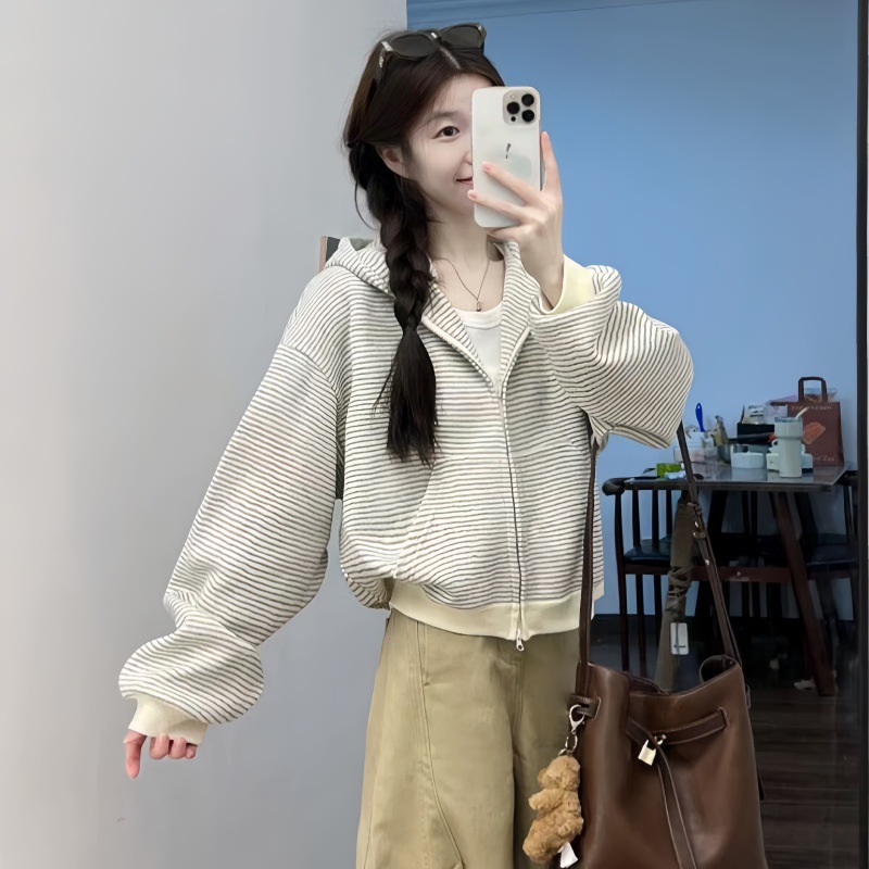 2026 Sonbahar ve Kış Kadın Giy - Winter Clothing Drawing incelemesi ve fiyatı